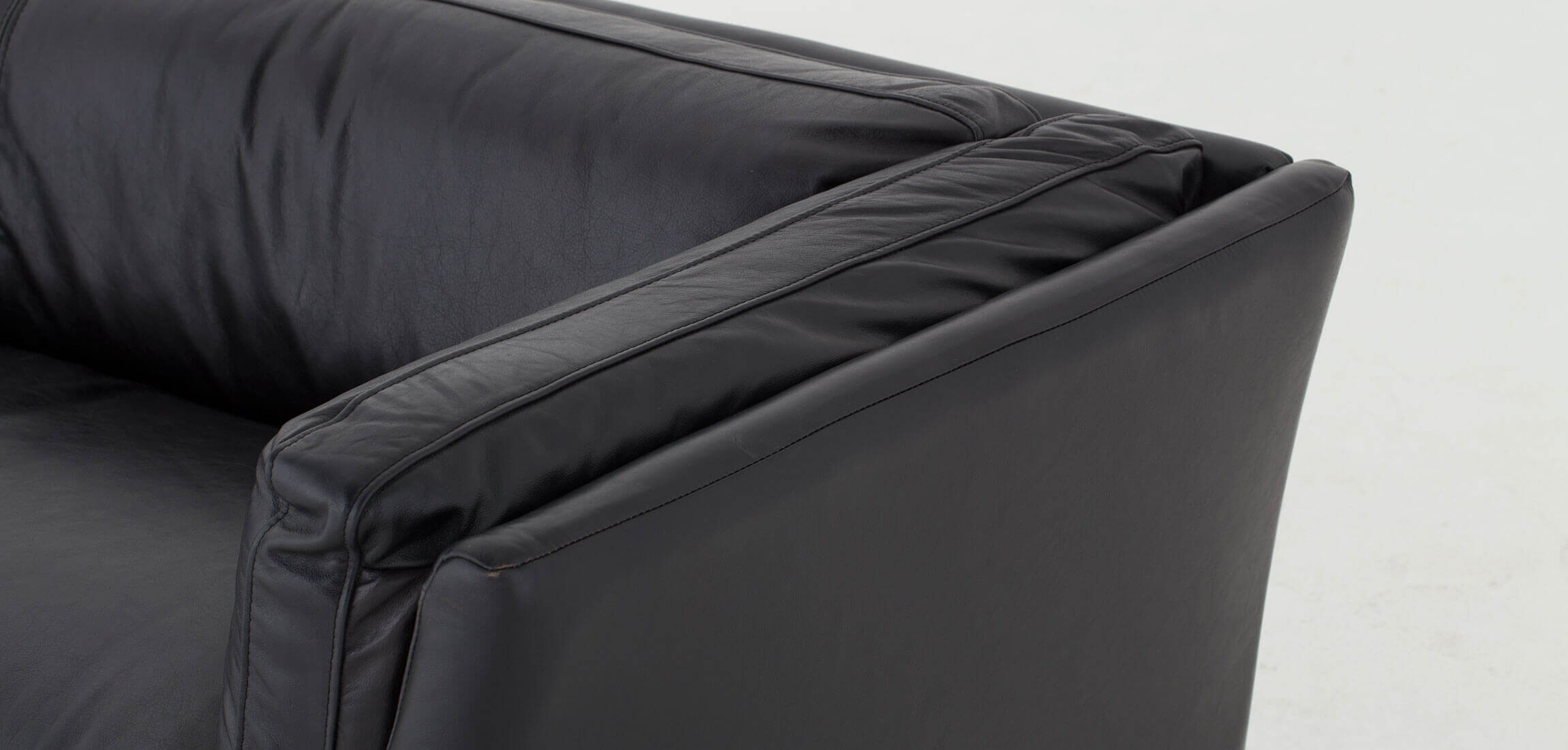 Flamant Bellamy Sofa Black