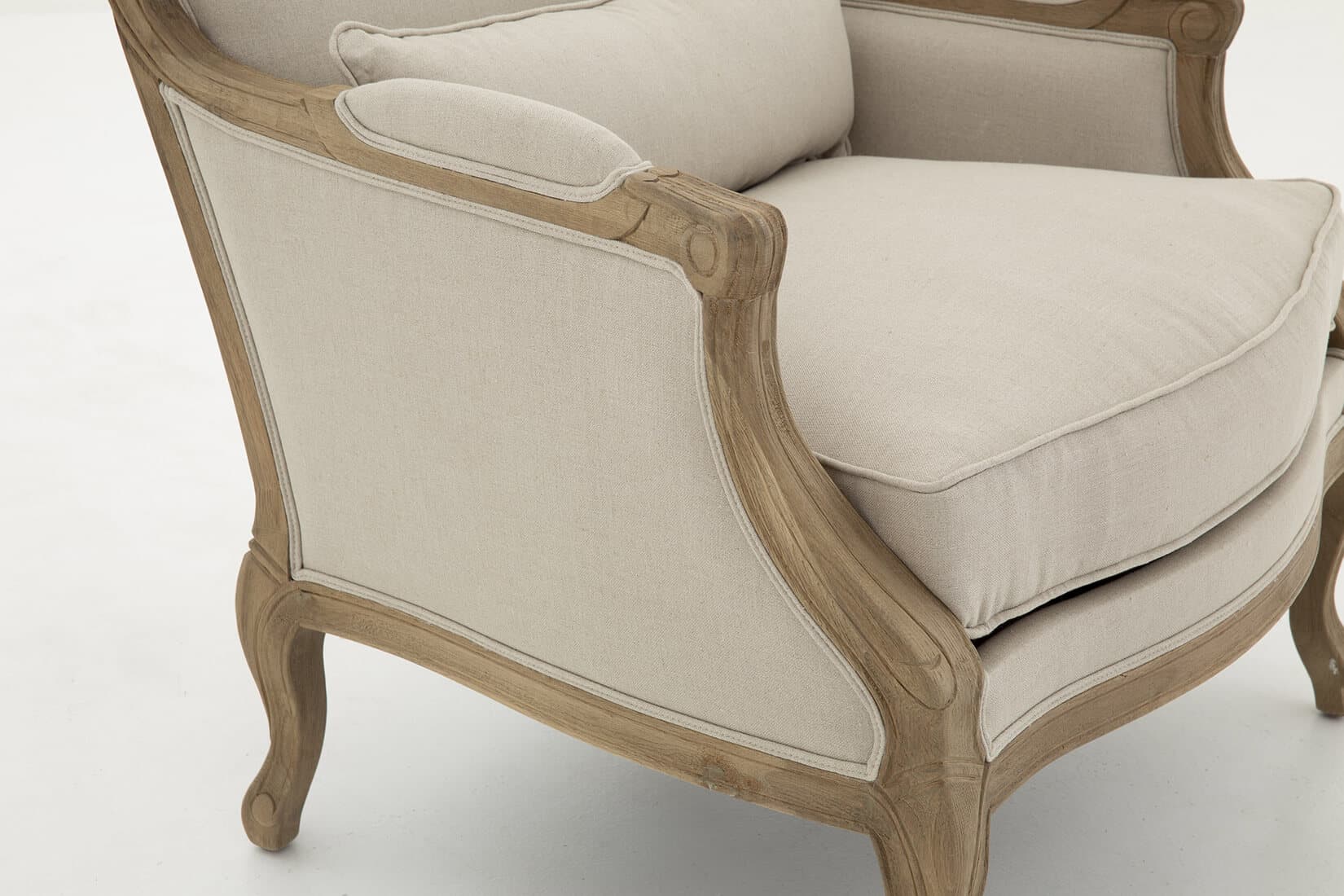 Flamant Ranomi armchair