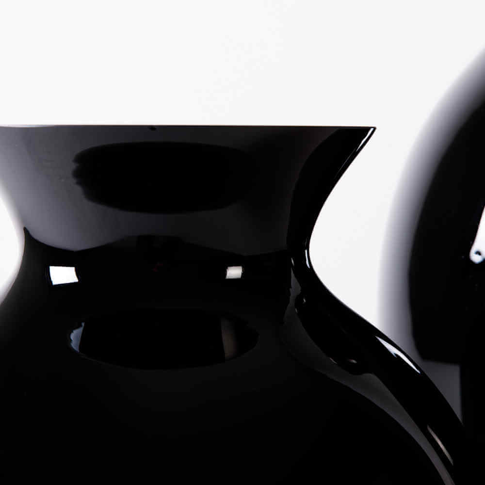 Flamant intire vase black