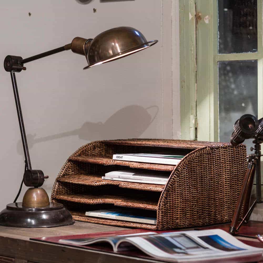 Flamant togo Magazine rack m