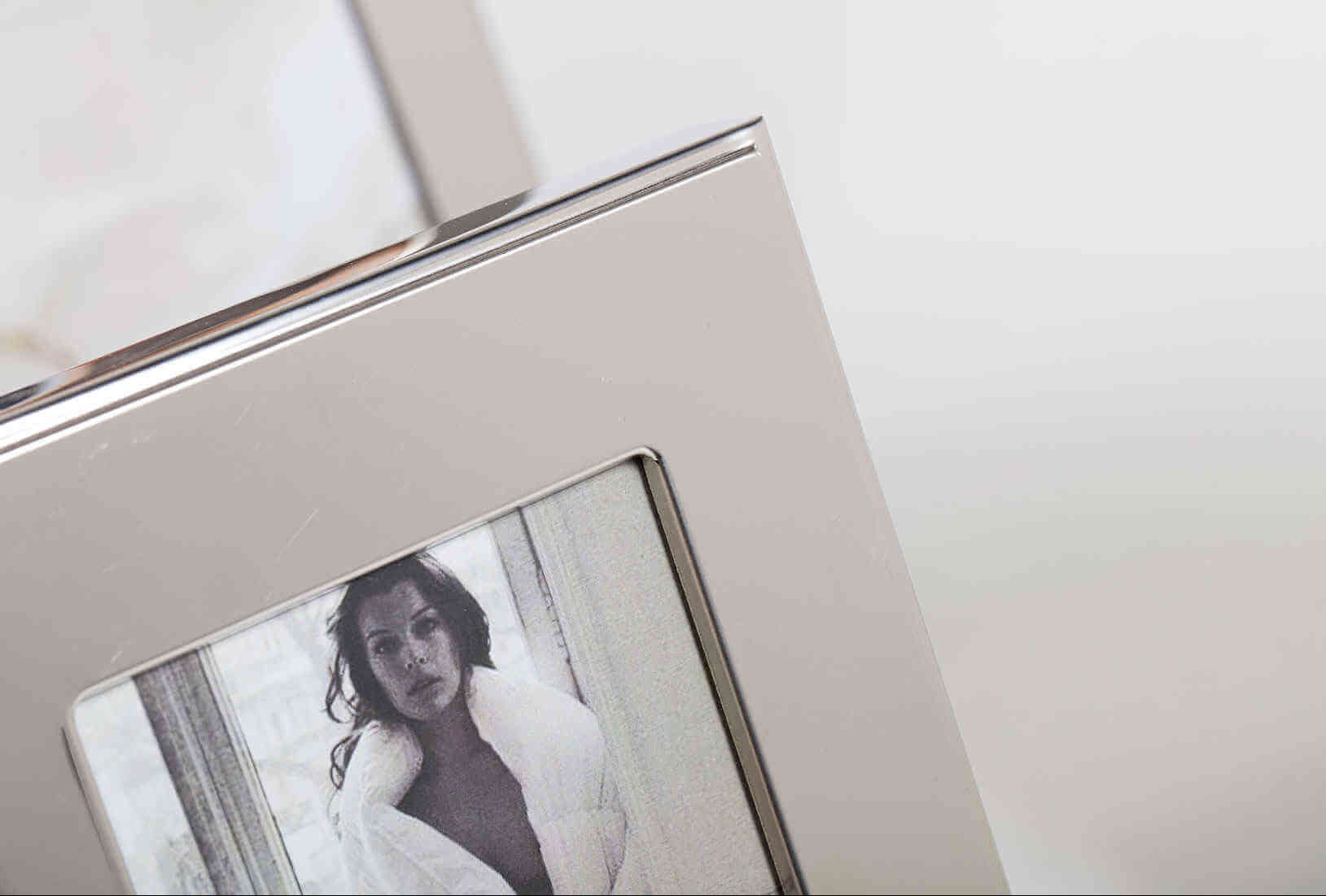Flamant komotin picture frame 17x22