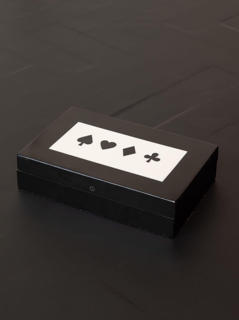 chehoma Resin card and dice box