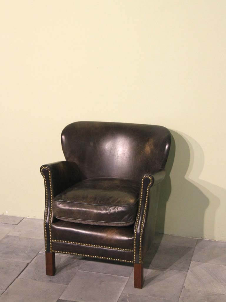 Chehoma Leather armstool turner "camden"