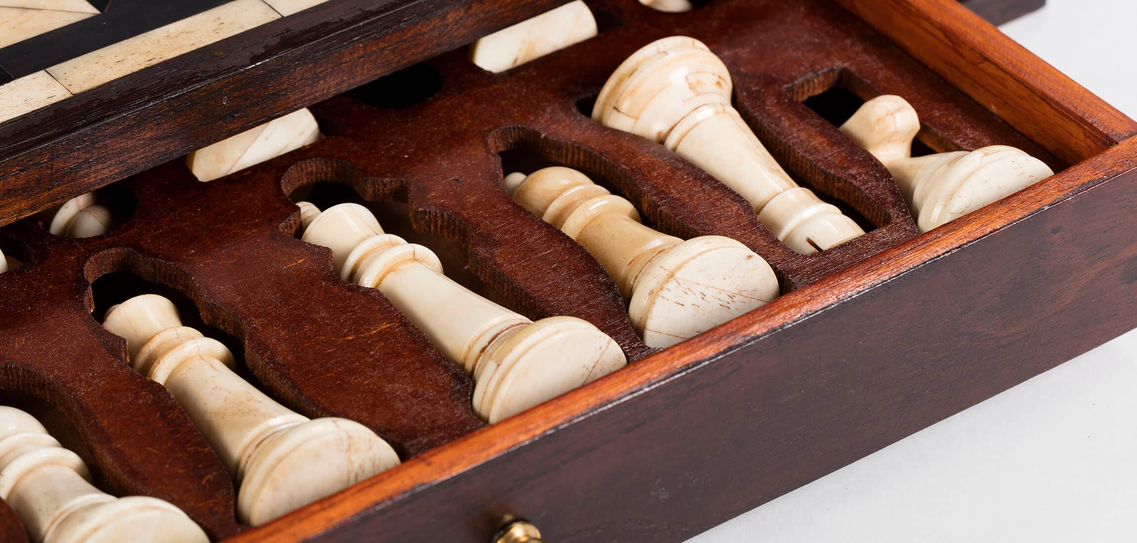 Flamant Crumpton Chess set