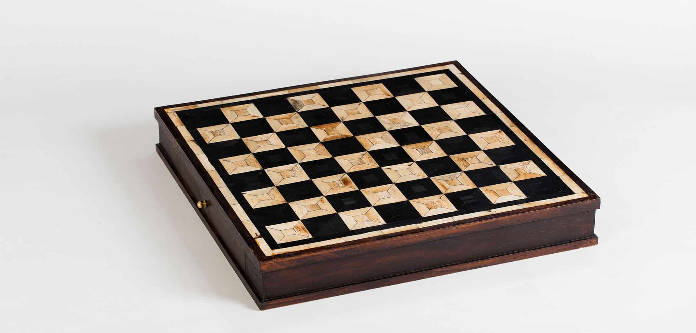 Flamant Crumpton Chess set