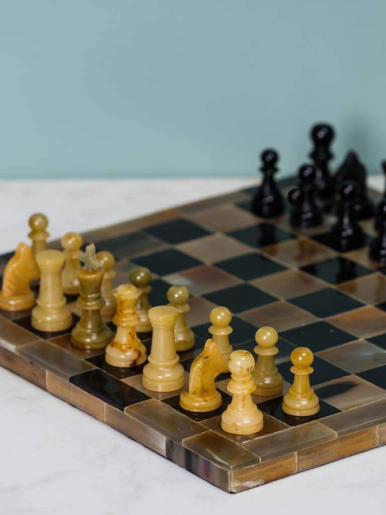 Chehoma Chess game buffalo horn