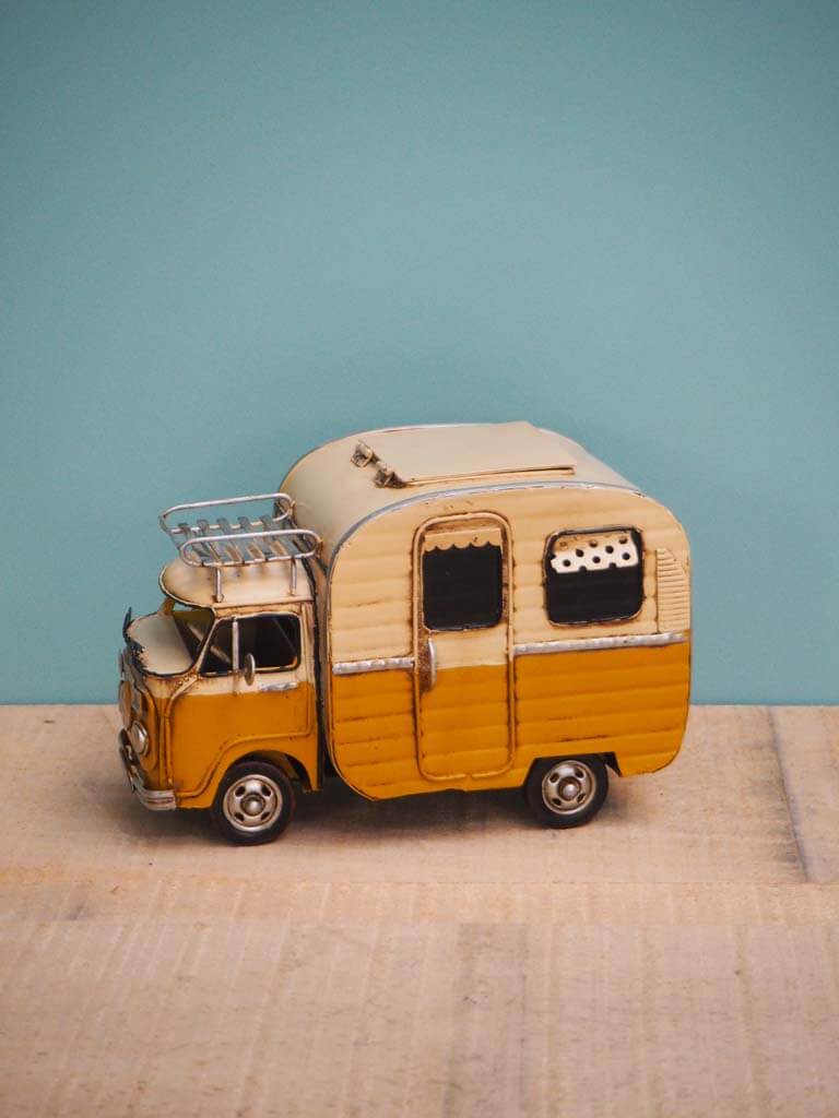Chehoma Yellow Caravan