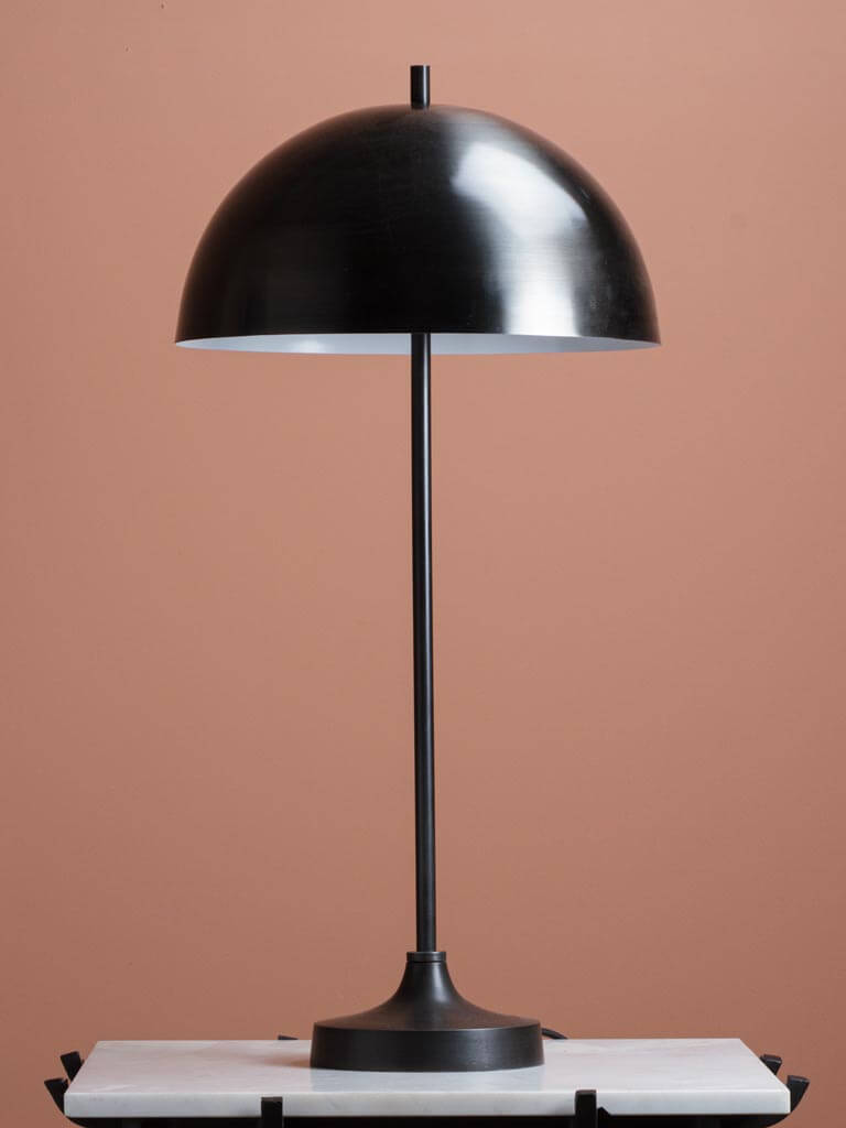 chehoma tamise Table lamp with black shade