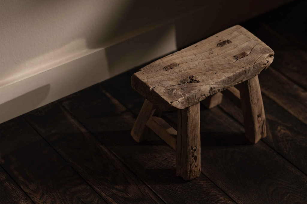 Flamant Paton, deco stool, recycled wood