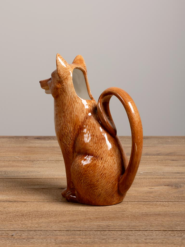 Fox pitcher
