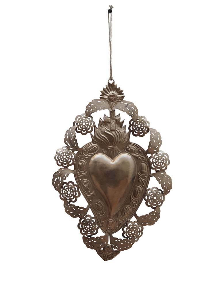 Chehoma Hanging ex-voto heart with flower