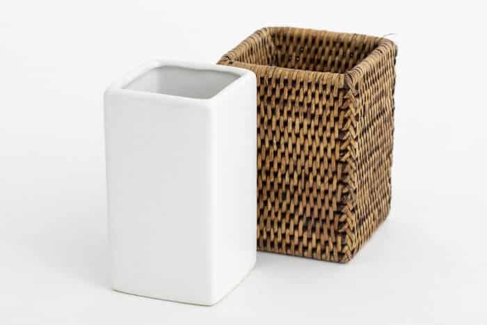 Flamant Togo Toothpaste holder
