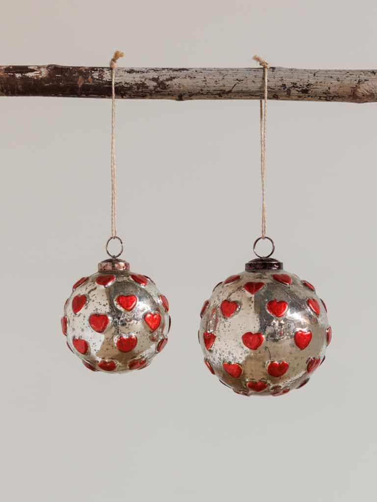 Glass Xmas Ball Red Hearts