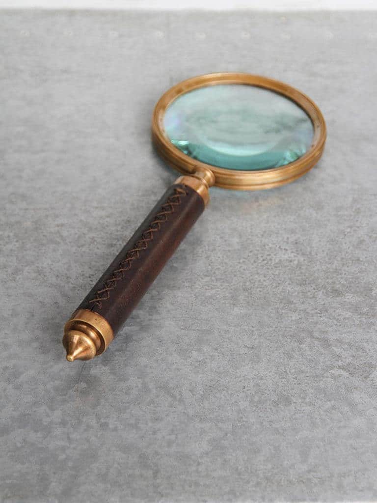 Chehoma magnifier in leather