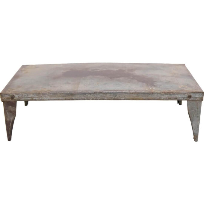trademark living Metal tray with legs